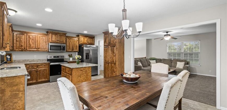 19304 Switchgrass Court, Smithville, MO 64089