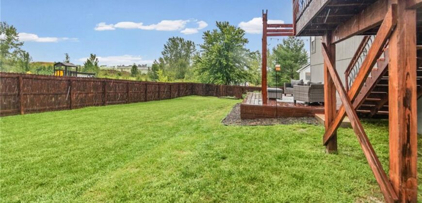19304 Switchgrass Court, Smithville, MO 64089