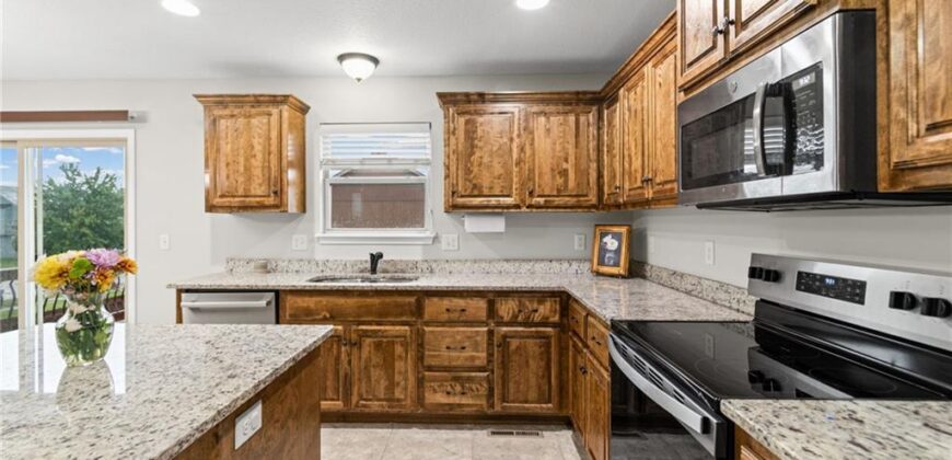 19304 Switchgrass Court, Smithville, MO 64089
