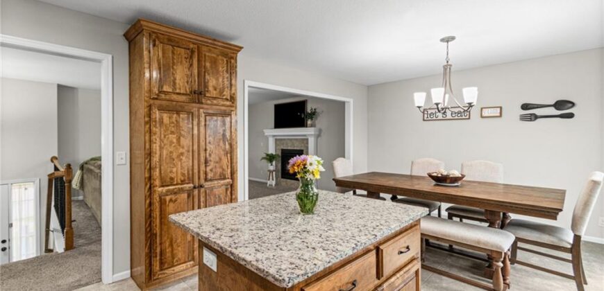 19304 Switchgrass Court, Smithville, MO 64089