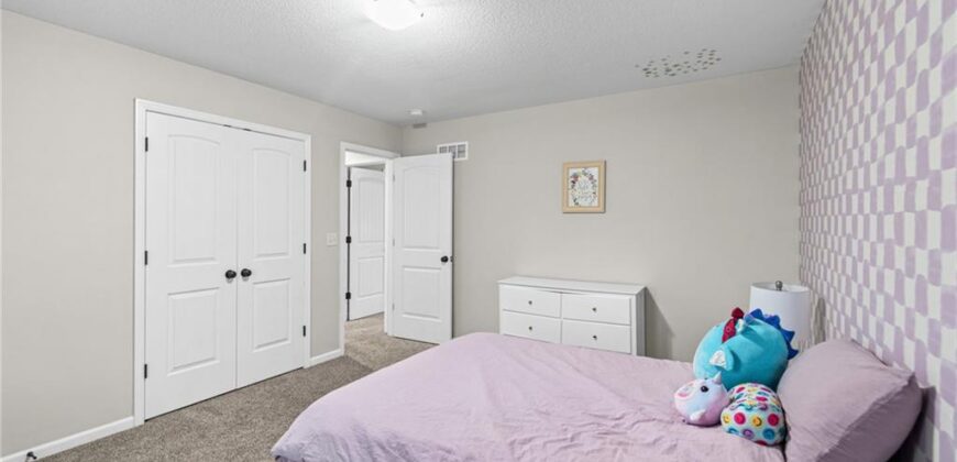 19304 Switchgrass Court, Smithville, MO 64089