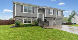 19304 Switchgrass Court, Smithville, MO 64089