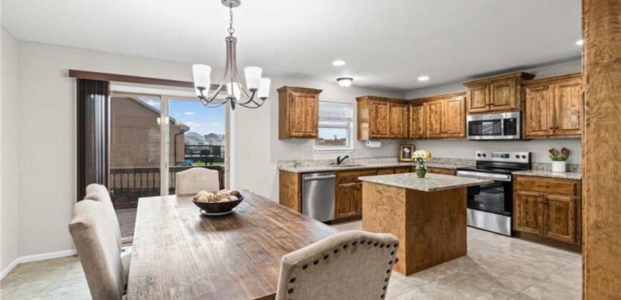 19304 Switchgrass Court, Smithville, MO 64089