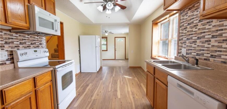 20 Schwartz Avenue, Excelsior Springs, MO 64024