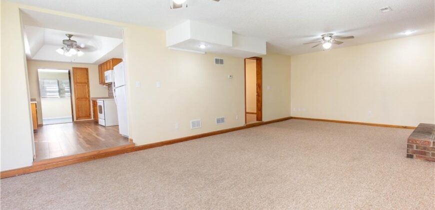 20 Schwartz Avenue, Excelsior Springs, MO 64024