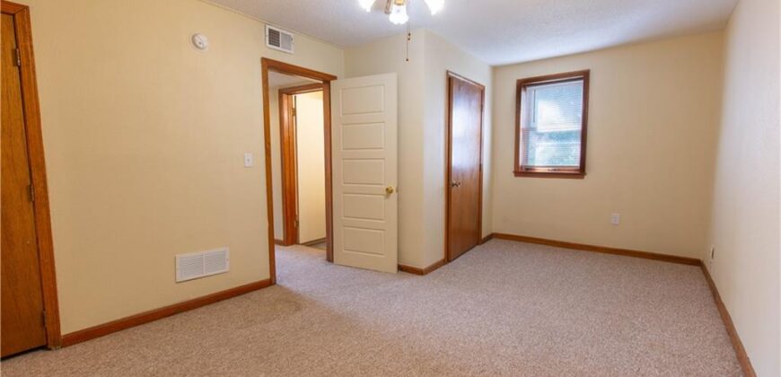 20 Schwartz Avenue, Excelsior Springs, MO 64024