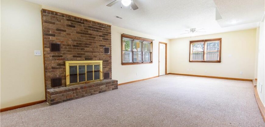 20 Schwartz Avenue, Excelsior Springs, MO 64024