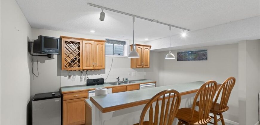 1312 Hillary Drive, Liberty, MO 64068