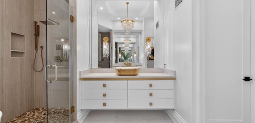 8685 NE Shoal Creek Valley Drive, Kansas City, MO 64157