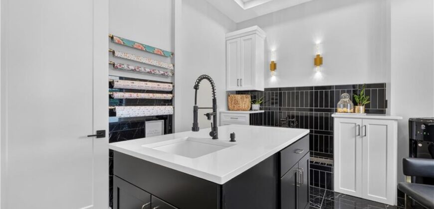 8685 NE Shoal Creek Valley Drive, Kansas City, MO 64157
