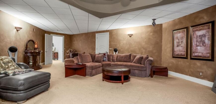 6006 Westshore Court, Kansas City, MO 64152