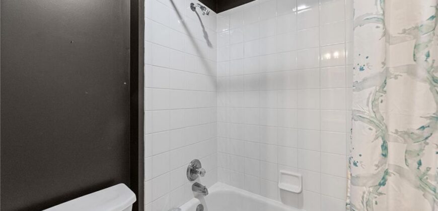 8123 NE 74 Terrace, Kansas City, MO 64158