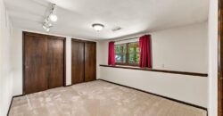 6830 NW Cross Road, Parkville, MO 64152