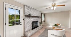 6830 NW Cross Road, Parkville, MO 64152