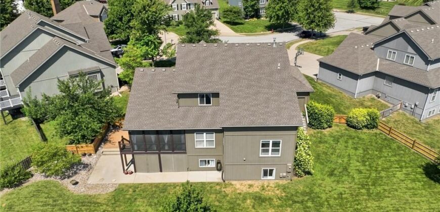11211 N Richmond Court, Kansas City, MO 64157