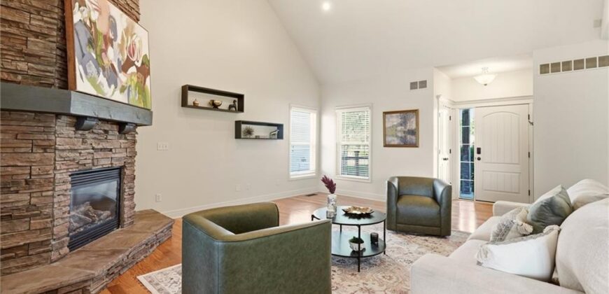 11211 N Richmond Court, Kansas City, MO 64157