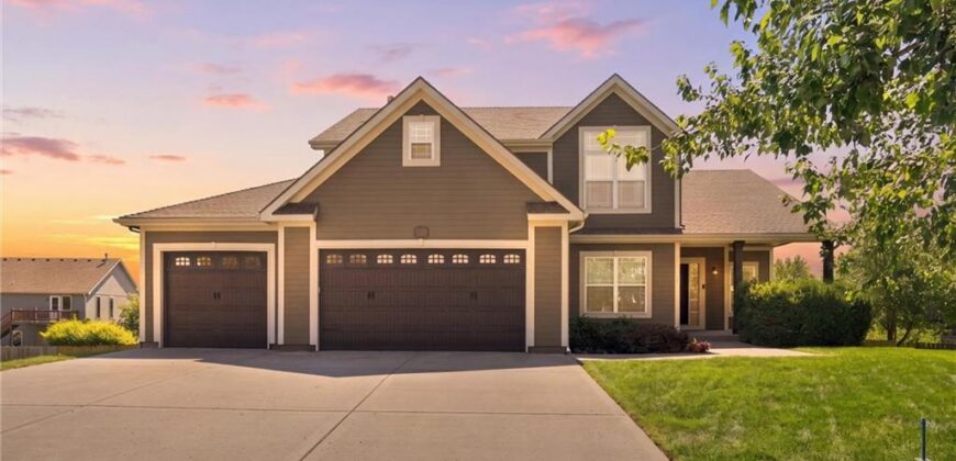 11211 N Richmond Court, Kansas City, MO 64157