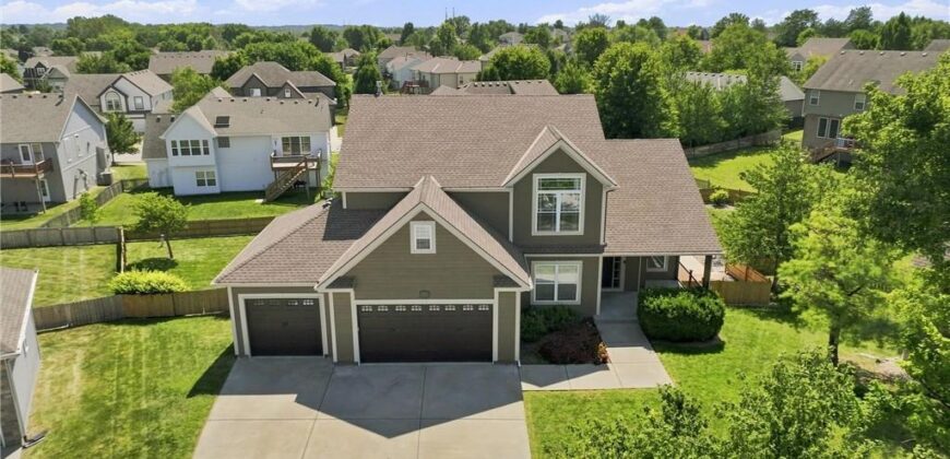 11211 N Richmond Court, Kansas City, MO 64157