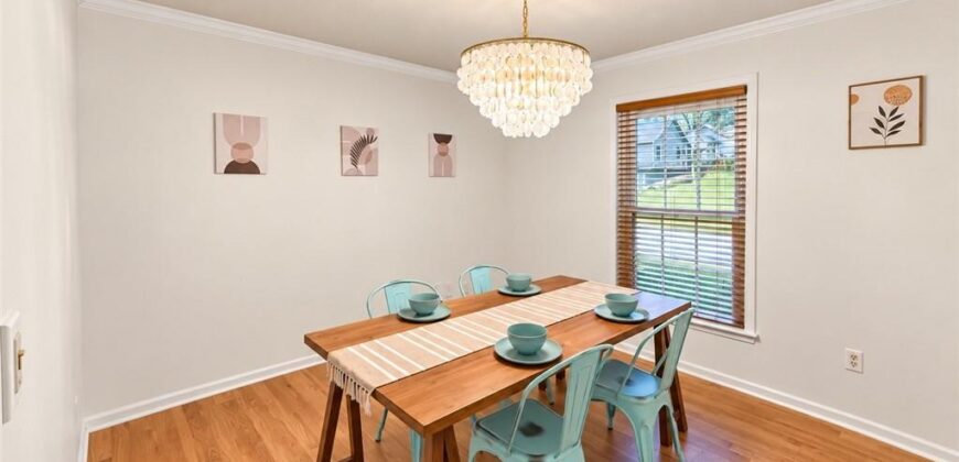 6112 N Strathbury Avenue, Kansas City, MO 64151