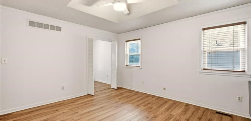 6112 N Strathbury Avenue, Kansas City, MO 64151