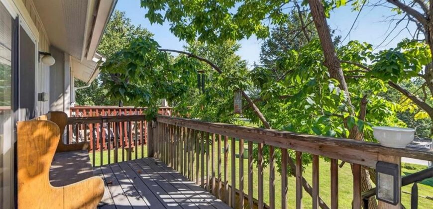 5725 N Oregon Avenue, Kansas City, MO 64151