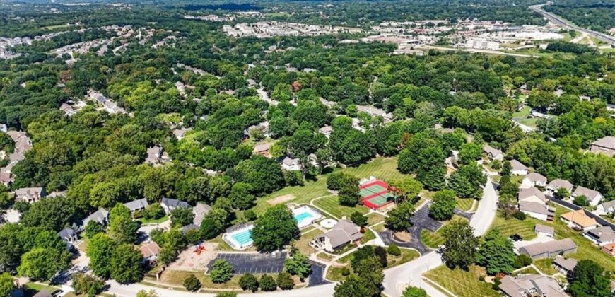 5725 N Oregon Avenue, Kansas City, MO 64151