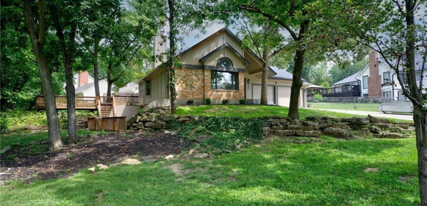 9304 NW 79th Street, Weatherby Lake, MO 64152