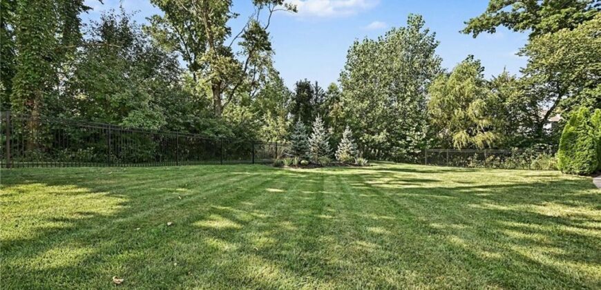 5507 NW 111th Place, Kansas City, MO 64154
