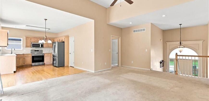 14613 Wicklow Street, Smithville, MO 64089