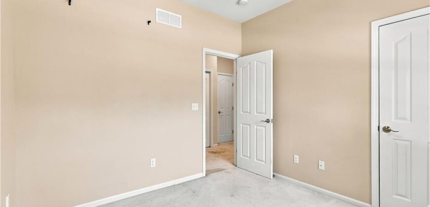 14613 Wicklow Street, Smithville, MO 64089