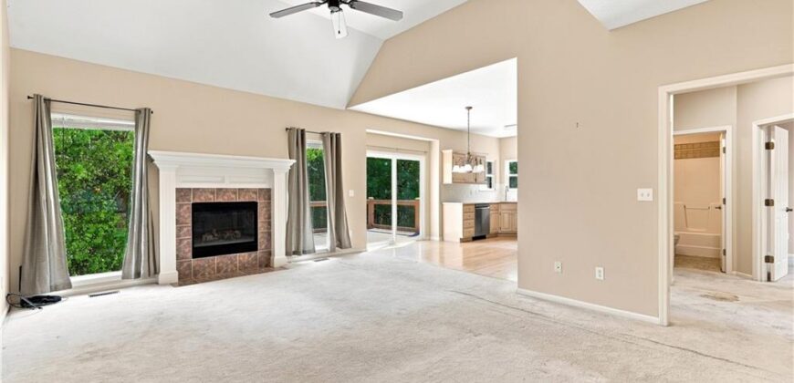 14613 Wicklow Street, Smithville, MO 64089