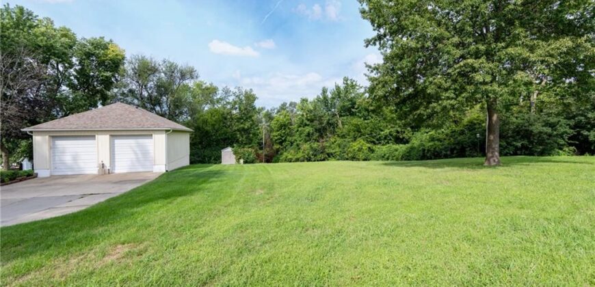 1207 Saint Paul Avenue, Excelsior Springs, MO 64024