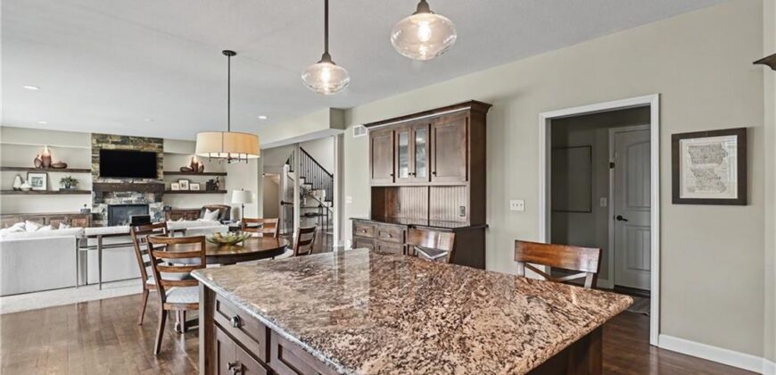 15053 Eagle Lane, Parkville, MO 64152