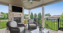 15053 Eagle Lane, Parkville, MO 64152
