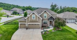 15053 Eagle Lane, Parkville, MO 64152