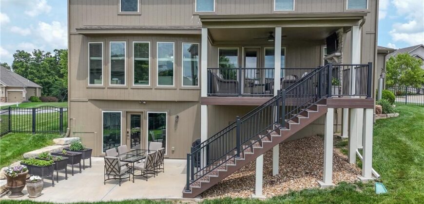 15053 Eagle Lane, Parkville, MO 64152