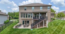 15053 Eagle Lane, Parkville, MO 64152