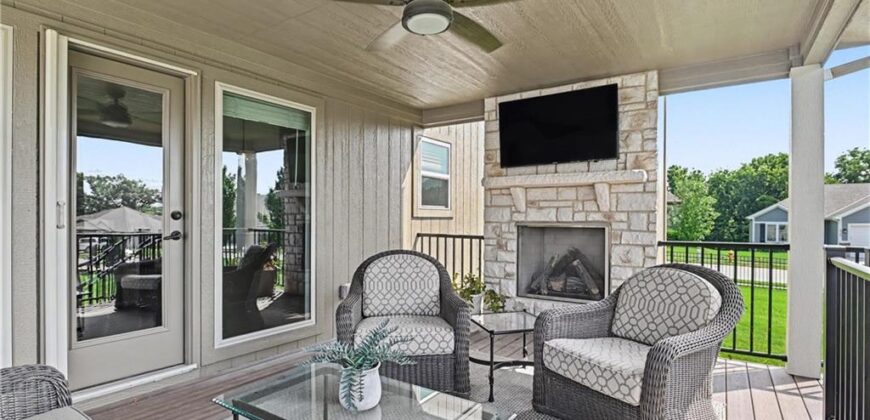 15053 Eagle Lane, Parkville, MO 64152