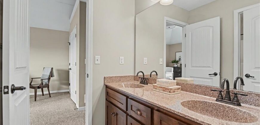 15053 Eagle Lane, Parkville, MO 64152
