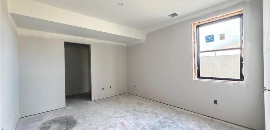 10419 N Liberty Street, Kansas City, MO 64155