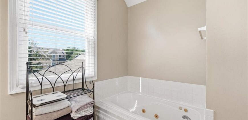 11307 N Jefferson Street, Kansas City, MO 64155