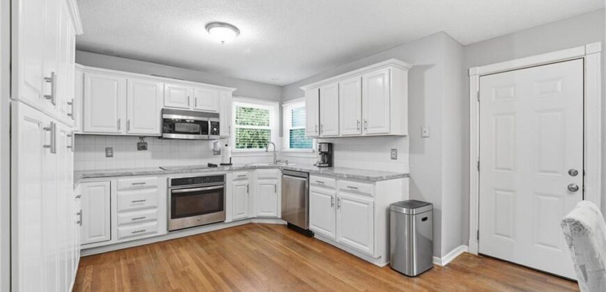 11307 N Jefferson Street, Kansas City, MO 64155