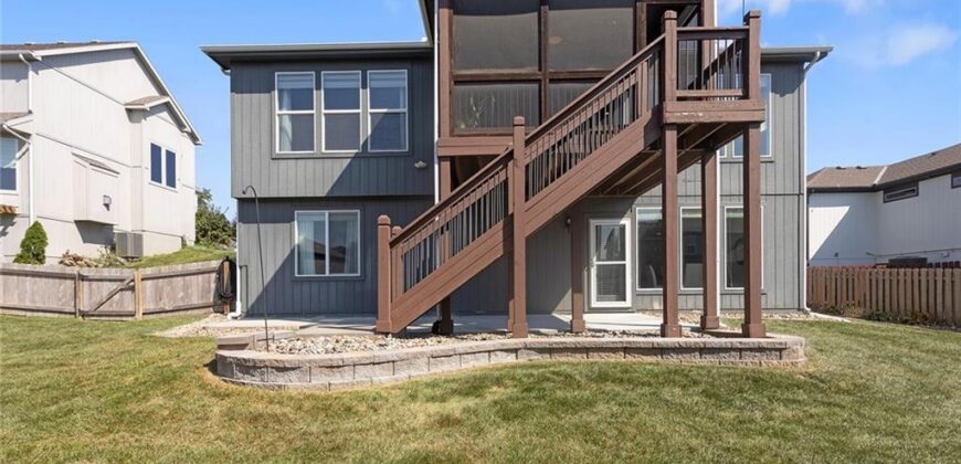 2401 NE 112th Street, Kansas City, MO 64155