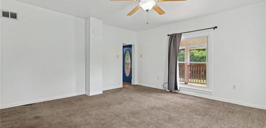 23460 Interurban Road, Dearborn, MO 64439