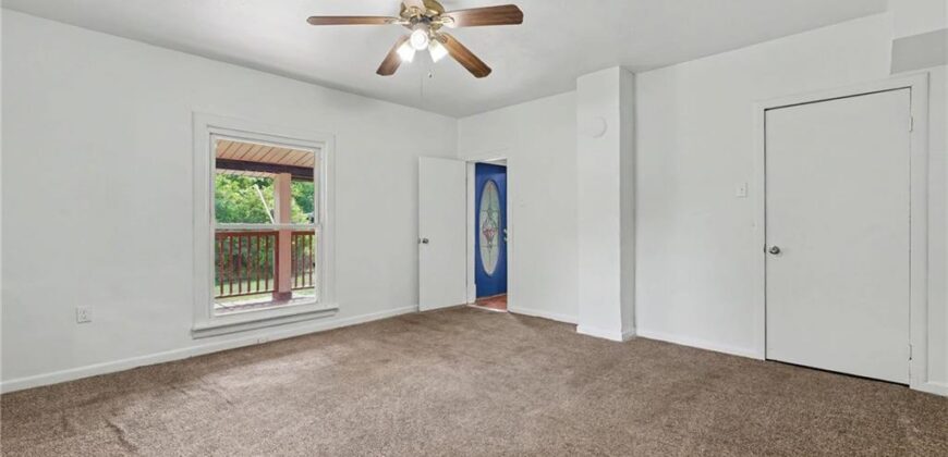 23460 Interurban Road, Dearborn, MO 64439