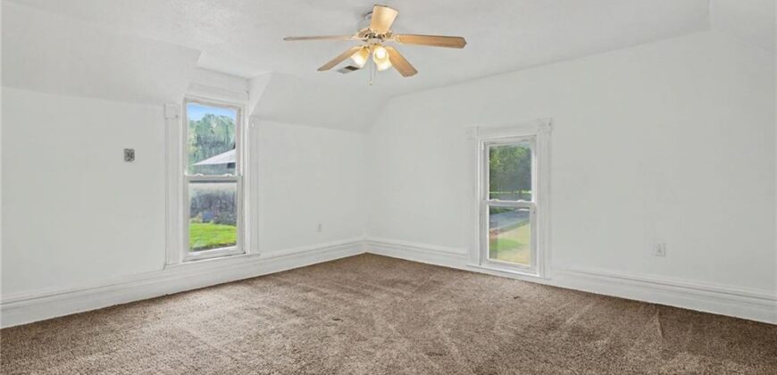 23460 Interurban Road, Dearborn, MO 64439