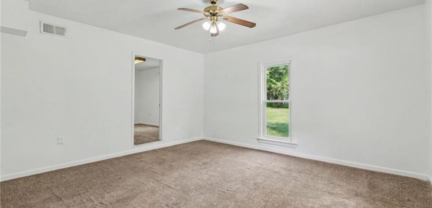 23460 Interurban Road, Dearborn, MO 64439