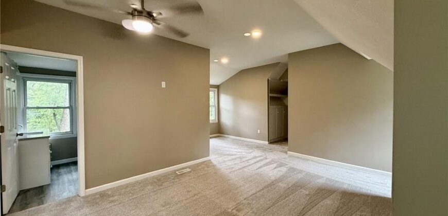 209 NE Hill Street, Kansas City, MO 64116