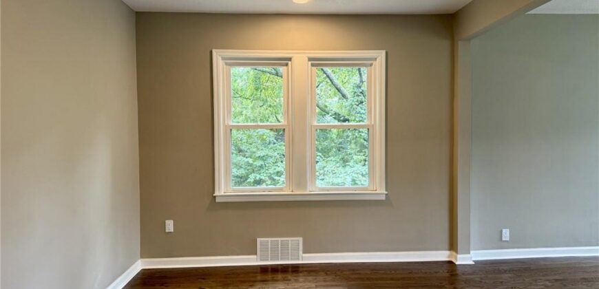209 NE Hill Street, Kansas City, MO 64116