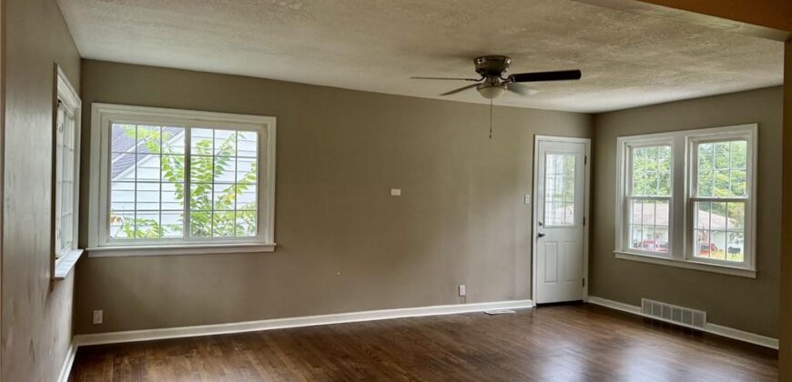 209 NE Hill Street, Kansas City, MO 64116